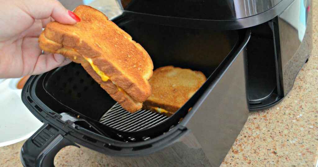 Grilled Cheese In Air Fryer