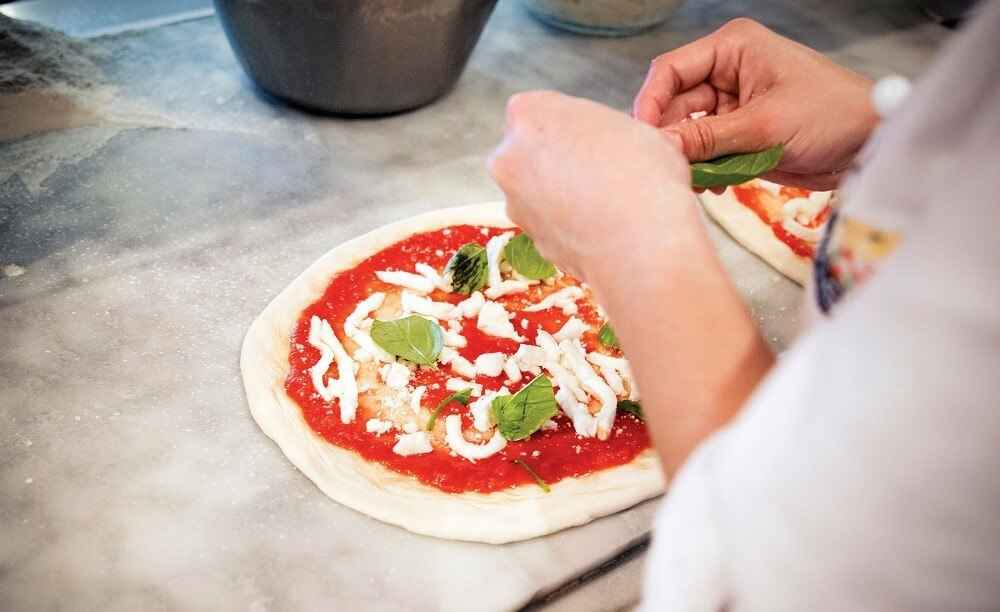air-fryer-pizza-recipe-step-three